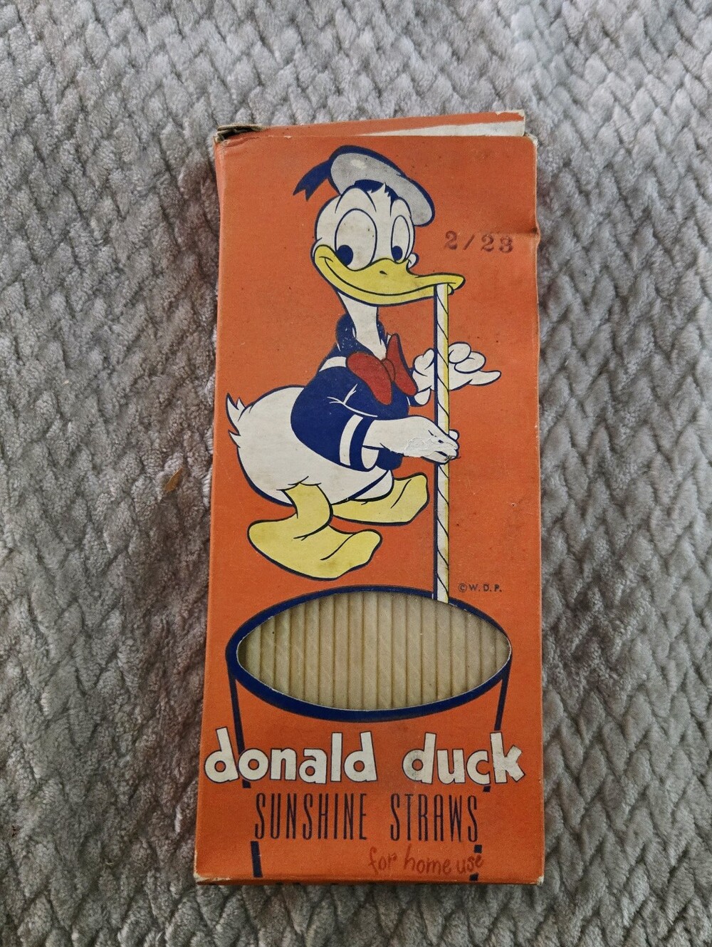 Vintage Donald Duck Sunshine Straws – Original BoxTitle: Vintage Donald Duck